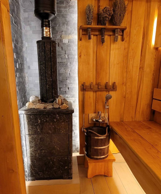 Фото Печь для русской бани Анапа в трёхстороннем кожухе (пироксенит) с открытым верхом в магазине Woodson